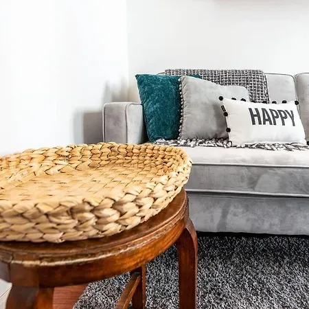 Cozy 1 Bedroom With Patio Lisboa